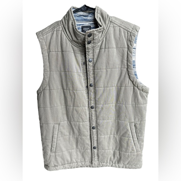 Union Sea//WA Vest Mens M Quilted Snap Front Khaki Green New - Picture 1 of 3